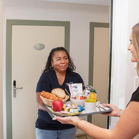 Hotel Restaurant Rhy Oberriet Bagian luar foto